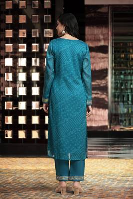 Trendmalls Women's Turquoise Embroidery Bandhani Print Salwar Suit Set with Dupatta 3