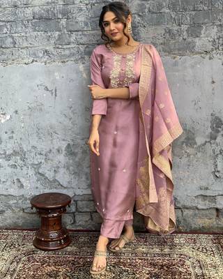 Women Viscose Rayon Fabric Straight Kurta, Pant and Dupatta Set 4