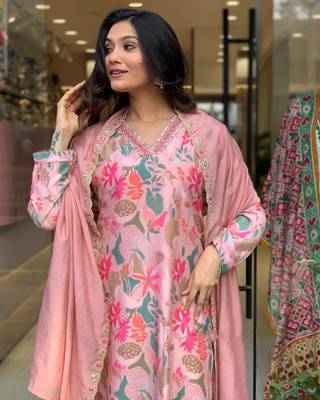 Printed Viscose Rayon Fabric Straight Kurta, Pant and Dupatta Set 4