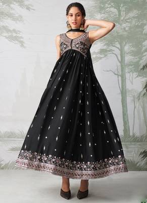 Black rangoli georgette multi thread anarkali suit 3