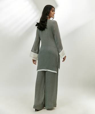 Black printed kurta and pants set 4