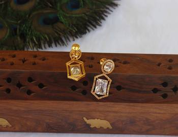 Designer gold plated stone earrings 3