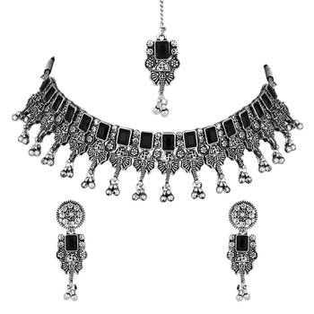 ethnic stylish boho silver oxidised choker necklace jewellery set with earrings & maang tikka  2