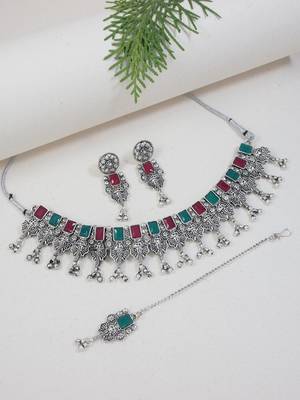 ethnic stylish boho silver oxidised choker necklace jewellery set with earrings & maang tikka  1