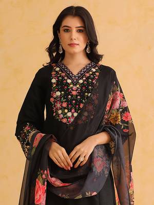 Elegant Black Silk Floral Embroidered Kurti with Organza Dupatta 1