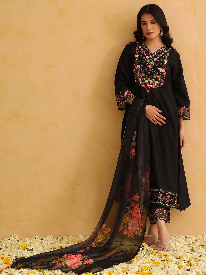 Elegant Black Silk Floral Embroidered Kurti with Organza Dupatta