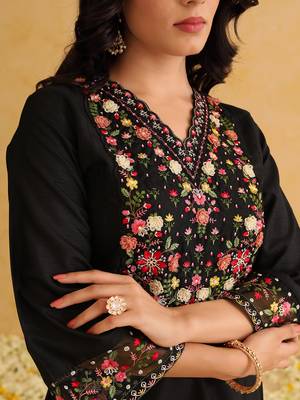 Elegant Black Silk Floral Embroidered Kurti with Organza Dupatta 4