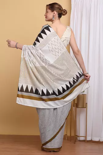 Elegant geometric design  Mulmul Cotton Block Printed Saree with Blouse Piece