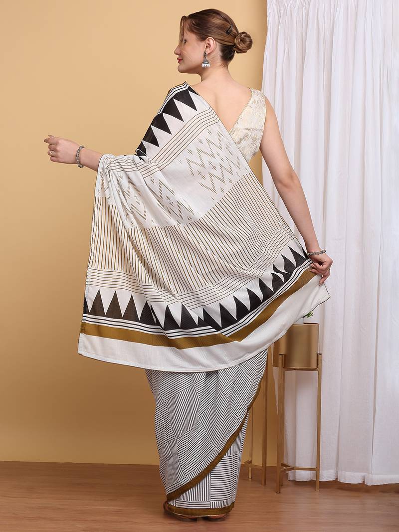 Elegant geometric design  Mulmul Cotton Block Printed Saree with Blouse Piece