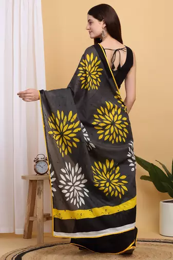 Elegant Floral Mulmul Cotton Block Printed Saree with Blouse Piece