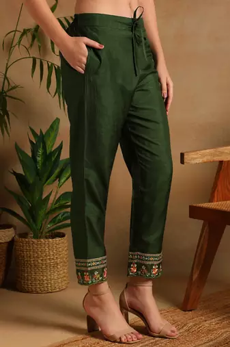 Green embroidered silk blend fancy straight trousers with dupatta