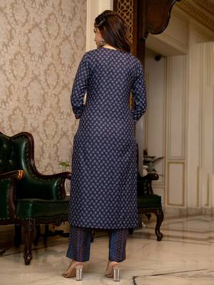 Navy blue printed cotton blend fancy straight trousers with dupatta 5