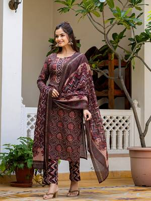 Multi printed cotton blend fancy straight trousers with dupatta 1