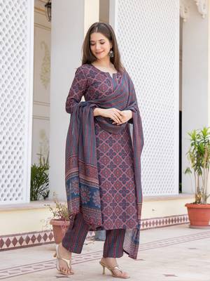 Blue printed cotton blend fancy straight trousers with dupatta 4