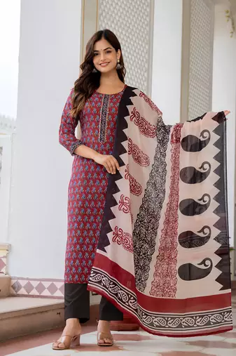 Maroon printed cotton blend fancy straight trousers with dupatta