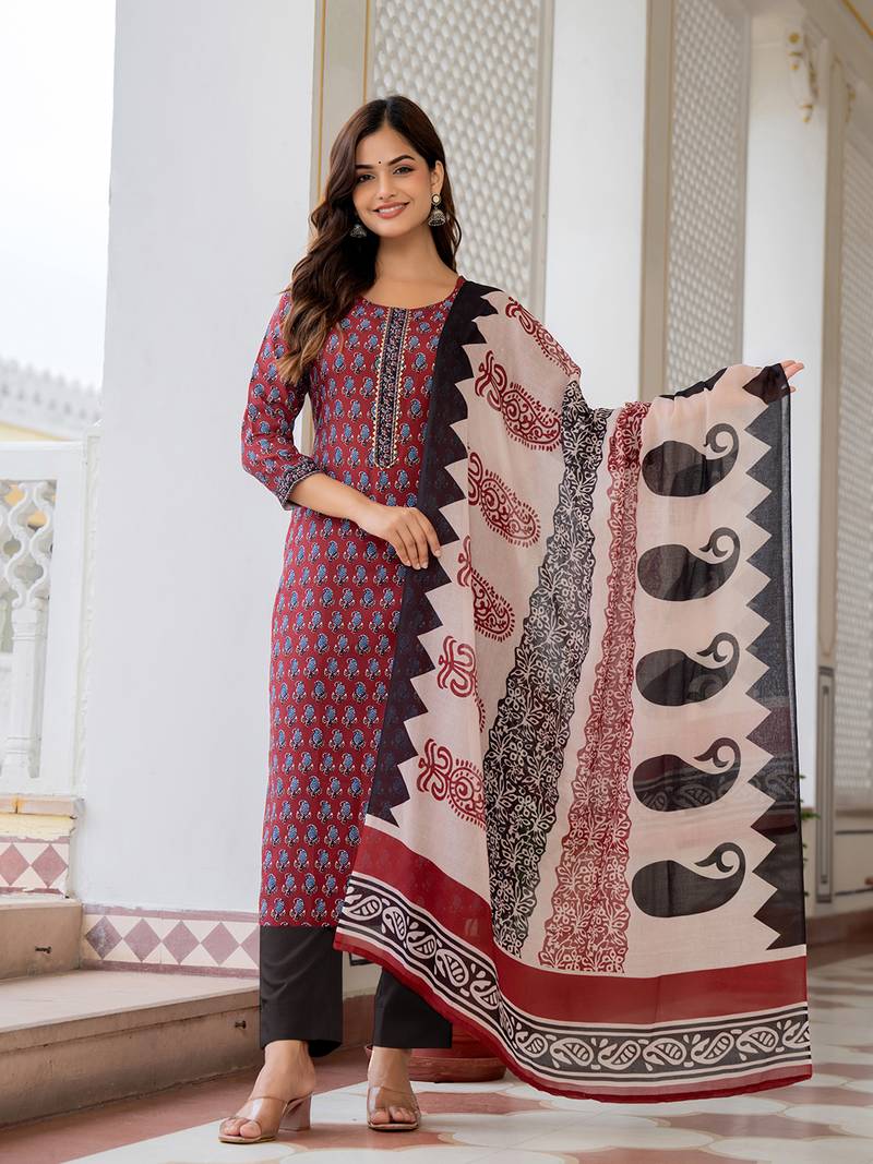 Maroon printed cotton blend fancy straight trousers with dupatta
