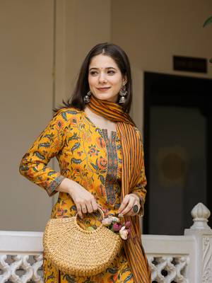 Yellow printed cotton blend fancy straight trousers with dupatta 3