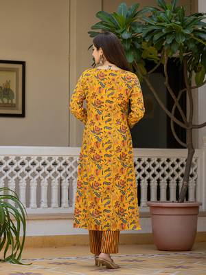 Yellow printed cotton blend fancy straight trousers with dupatta 5