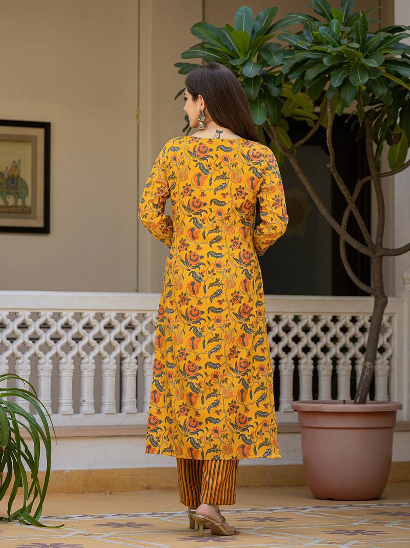 Yellow printed cotton blend fancy straight trousers with dupatta