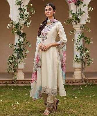 Off white solid silk blend embroidered fancy straight kurta trousers with dupatta 3