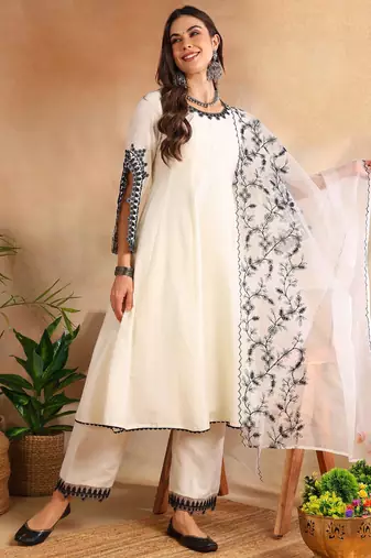 Women White solid silk blend embroidered fancy flared kurta trousers with dupatta