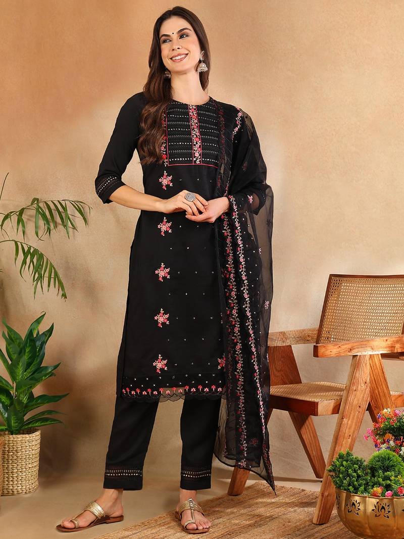 Women Black solid silk blend embroidered fancy straight kurta trousers with dupatta