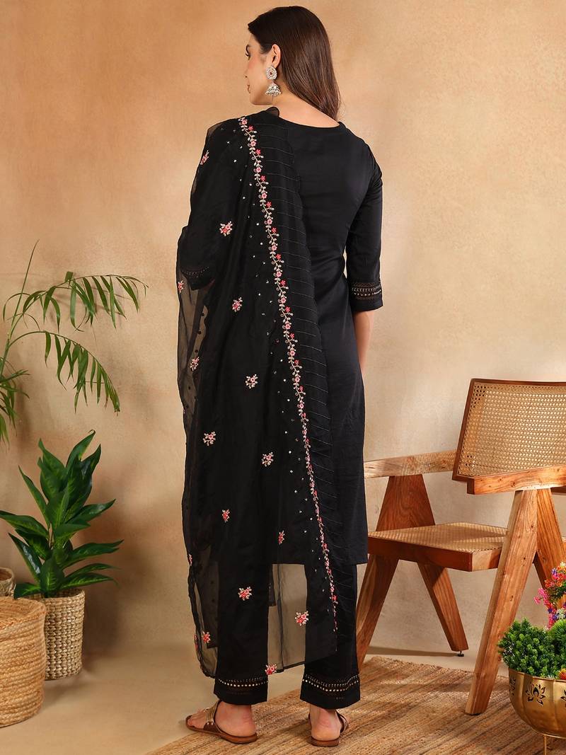 Women Black solid silk blend embroidered fancy straight kurta trousers with dupatta