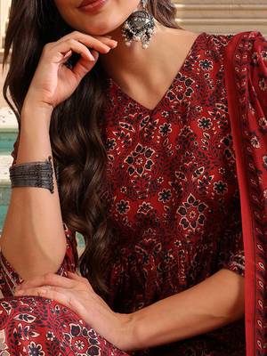 Women Red color cotton blend printed fancy flared kurta trousers with dupata 2