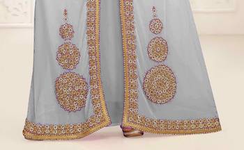 Off-White color Full Sleeves Handmade Moroccan Kaftan 3