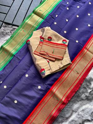 Navy Blue Ganga Jamuna Border In Combination With Paithani Weaving Sarees Woth Elegant Rich Pallu And Blouse 4