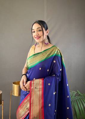 Navy Blue Ganga Jamuna Border In Combination With Paithani Weaving Sarees Woth Elegant Rich Pallu And Blouse 6