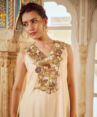Beige embroidered gharara set 2
