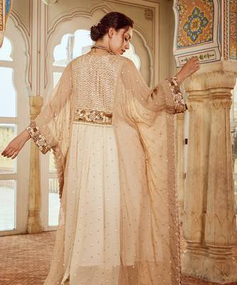 Beige embroidered kaftan set 4