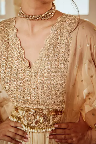 Beige embroidered kaftan set