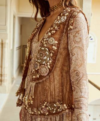 Beige printed silk gown 4