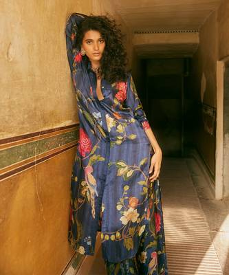 Navy Blue Silk Multicolor Floral Printed Kurta Set 3