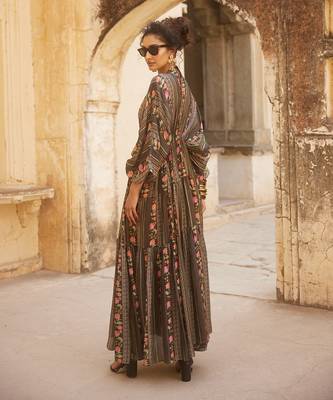 Black habutai printed kaftan with inner 2
