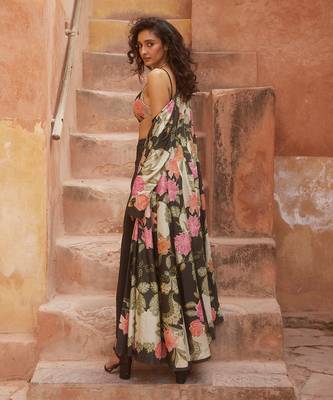 Black jacket and blouse habutai printed floral pattern skirt set 3