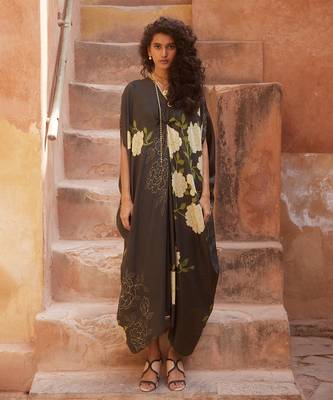 Black habutai printed floral kaftan with inner 1