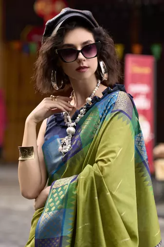 Green Designer Weaving silk blend Saree With Blouse