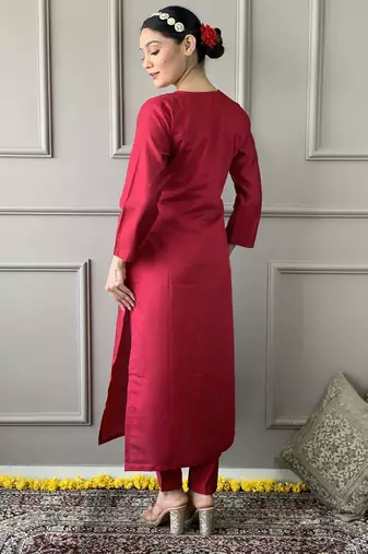 Rani pink viscose chanderi thread embroidery work with printed dupatta kurta pant set