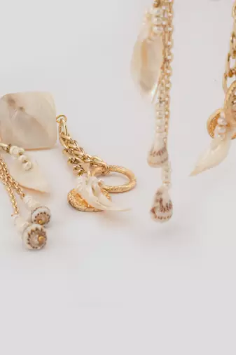 White aurelian glamour earring