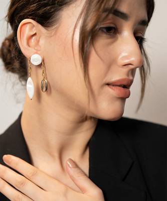 White pearlescent radiance earrings 1