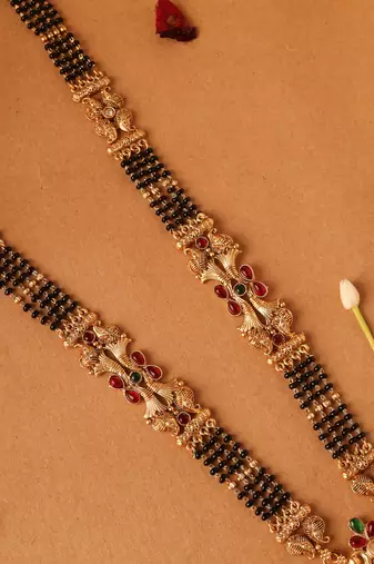 Multicolour krishna motif necklace