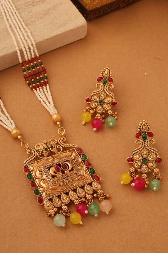 Long multicolour necklace set with earrings