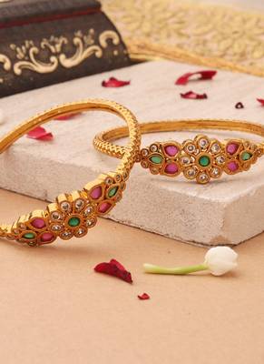 Charming Blossom: Thin Gold-Plated Bangle with Pink Flower and Gemstone Accents 2