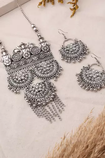 Statement oxidized necklace set with pendant for navratri