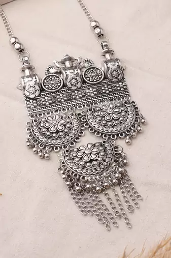 Statement oxidized necklace set with pendant for navratri