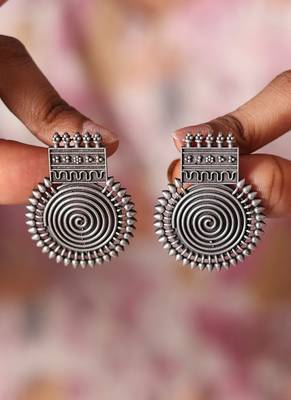 Silver alloy earrings 1