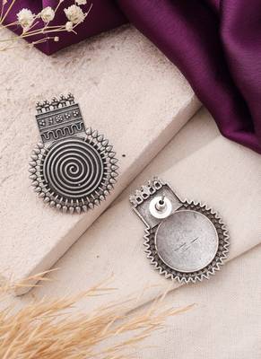 Silver alloy earrings 4